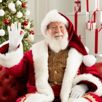 Santa's Arrival Parade and Holiday Celebration at Gurnee Mills